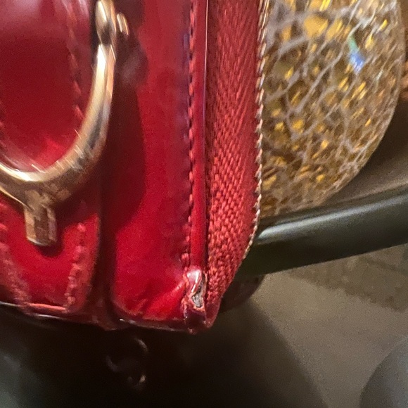 Gucci Micro Guccisima Patent Leather Zip around wallet, Red EUC!! - Picture 7 of 7